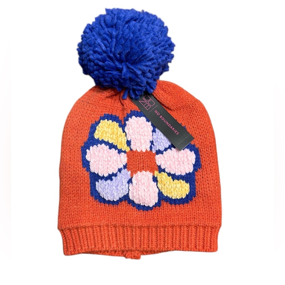No Boundaries Daisy Beanie
